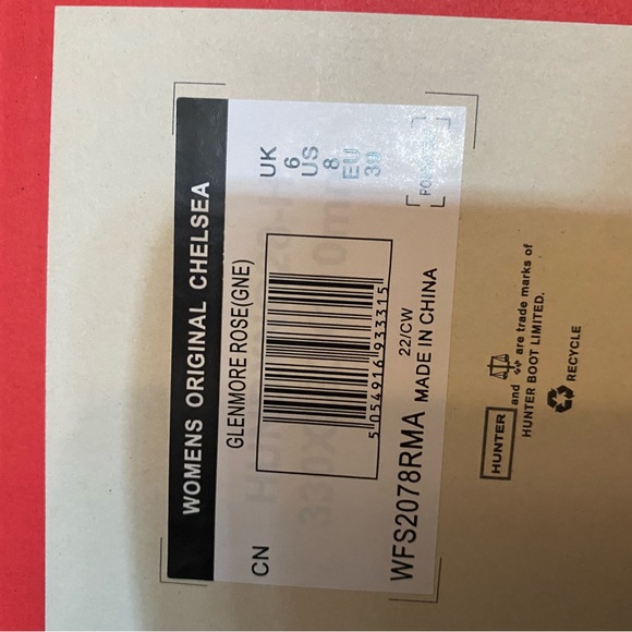 Hunter Women’s Chelsea Boots - Picture 4 of 6